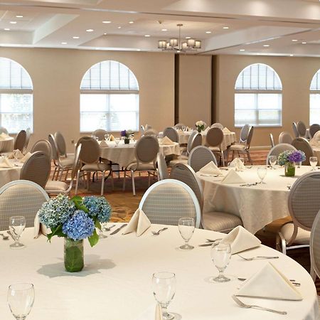 Doubletree By Hilton Cape Cod - Hyannis Hotel Exterior foto