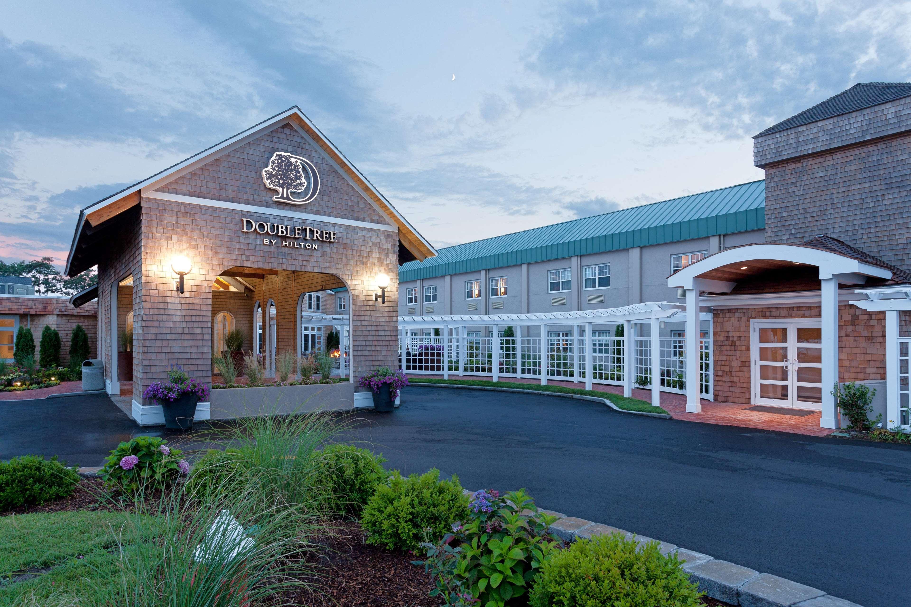 Doubletree By Hilton Cape Cod - Hyannis Hotel Exterior foto