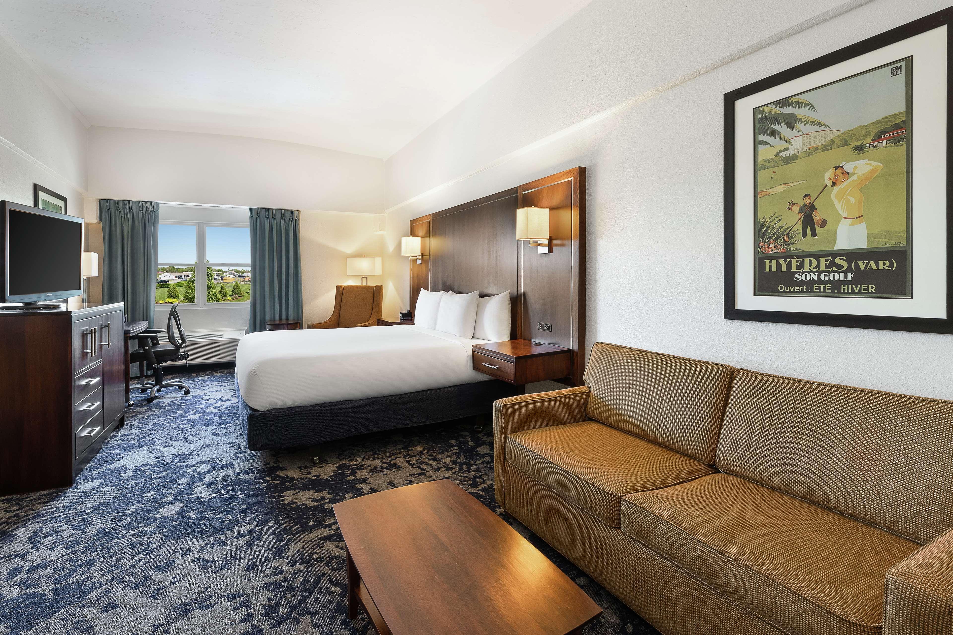 Doubletree By Hilton Cape Cod - Hyannis Hotel Exterior foto