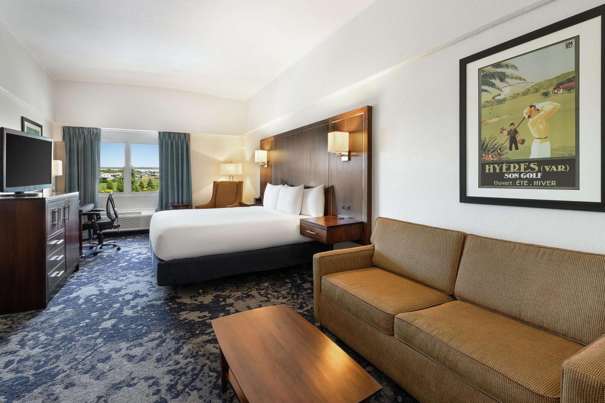 Doubletree By Hilton Cape Cod - Hyannis Hotel Exterior foto