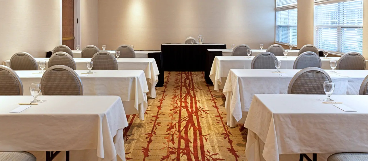 Doubletree By Hilton Cape Cod - Hyannis Hotel Exterior foto